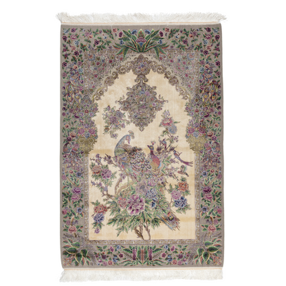 Doyn silk rug full view ivory