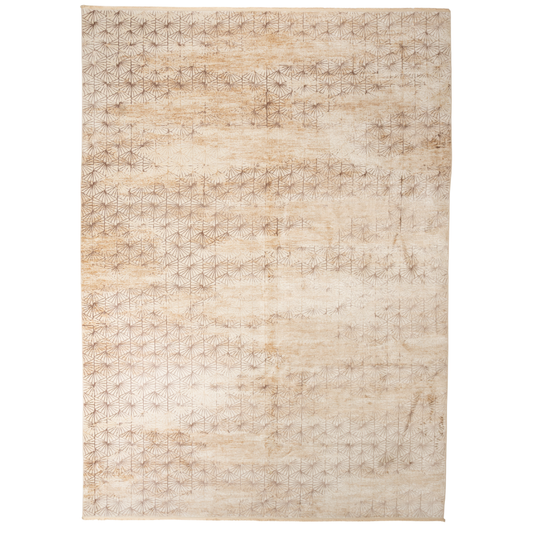 Maple Cotton rug with delicate geometric pattern in beige and cream tones, crafted in luxurious Cotton with a subtle sheen.