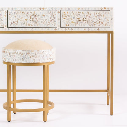 Vero_console_table_in_white_mother_of_pearl