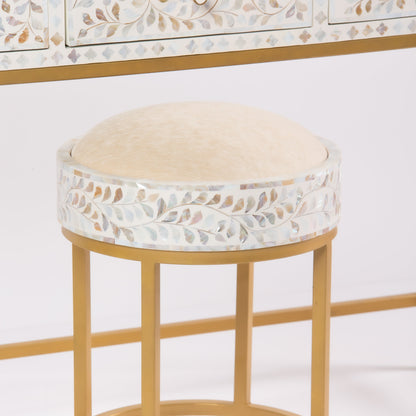 Vero_console_table_in_white_mother_of_pearl